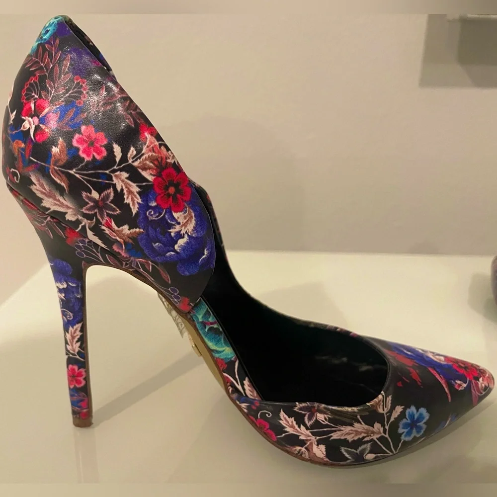 Bebe Floral heels - Picture 1 of 6